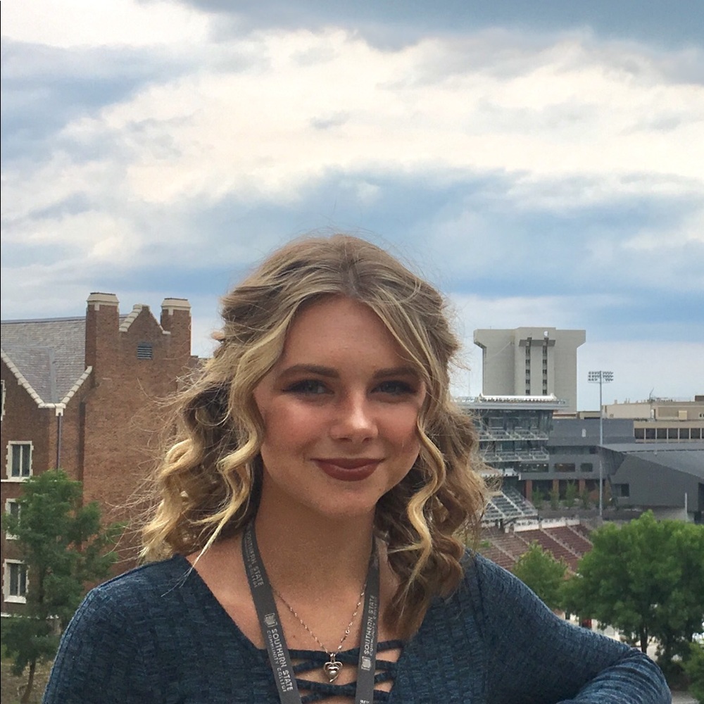 Meet your Posher, Sophie